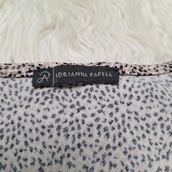 Adrianna Papell V-Neck Top With Pleated Flutter Sleeves - Picture 9 of 12